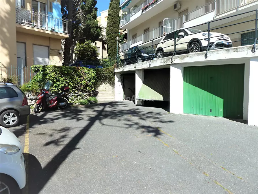 Immagine 37 di Appartamento in affitto  in Corso Marconi 44 a San Remo