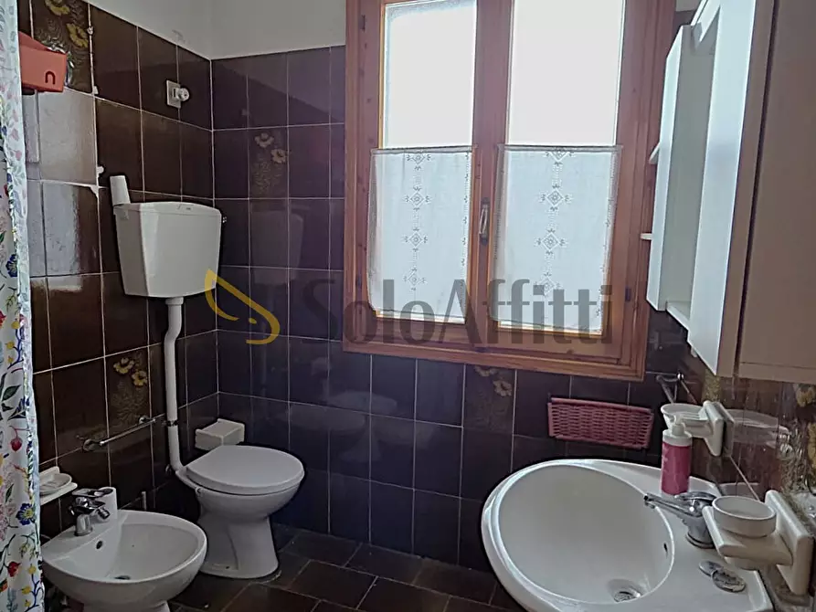 Immagine 16 di Trilocale in affitto  in Via divsizione tridentina a Zocca