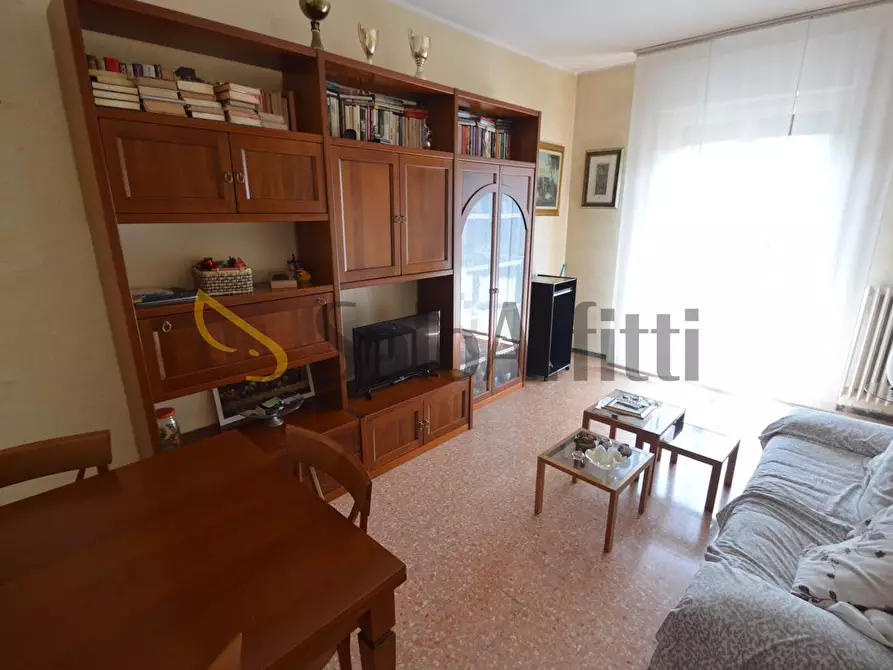 Immagine 1 di Bilocale in affitto  in Via Tevere 32 a Rozzano
