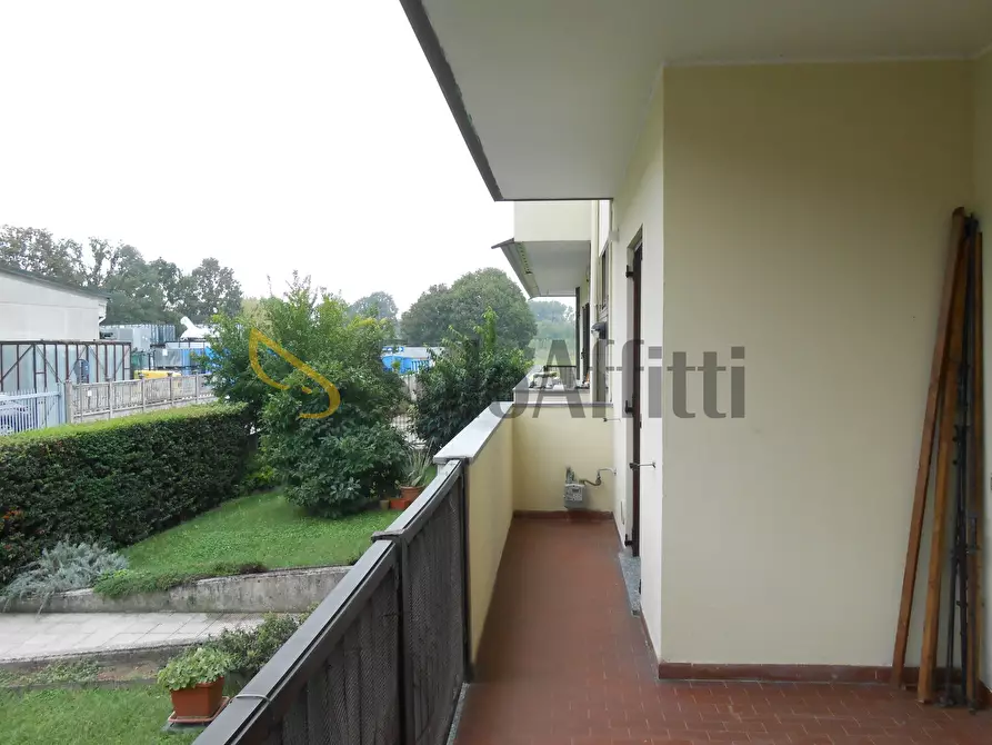 Immagine 13 di Trilocale in affitto  in Via Luigi Montemartini 13 a Pavia