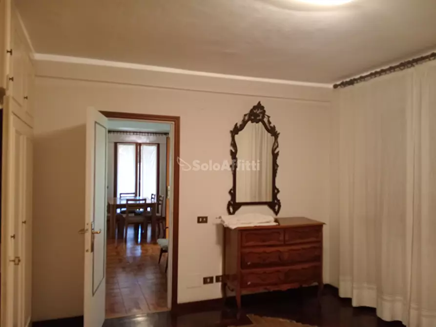 Immagine 12 di Bilocale in affitto  a Falconara Marittima