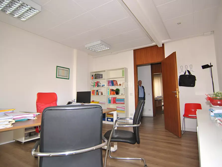 Immagine 15 di Ufficio in affitto  in Via Cairoli 69 a Livorno