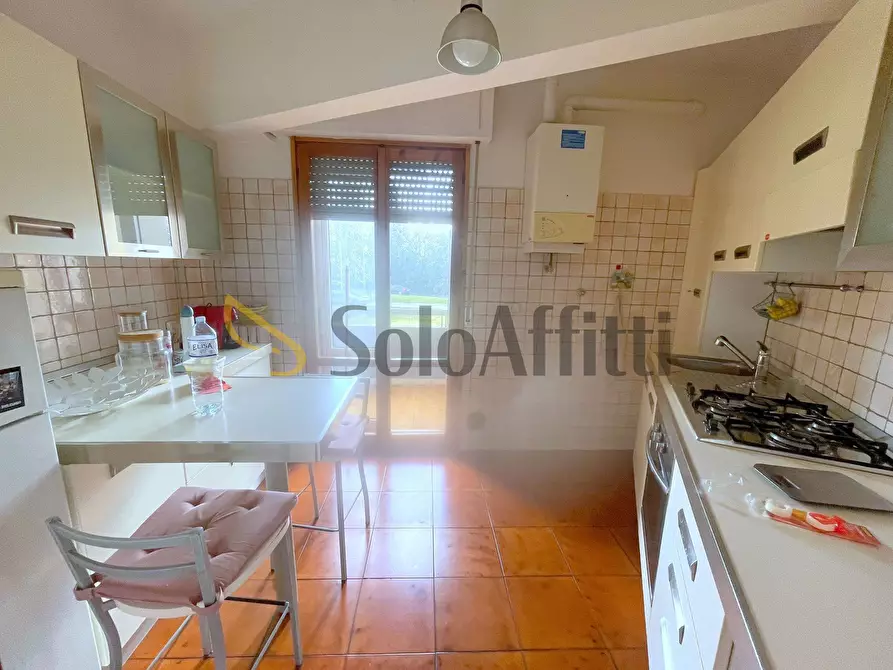 Immagine 5 di Bilocale in affitto  a Osimo