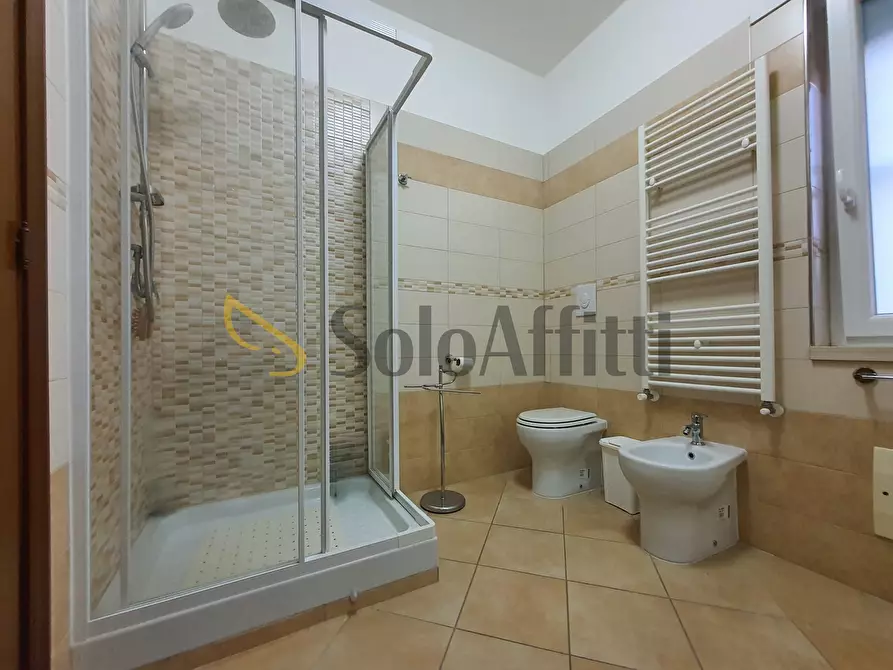 Immagine 14 di Trilocale in affitto  in Viale degli Angioini 11 a Catanzaro