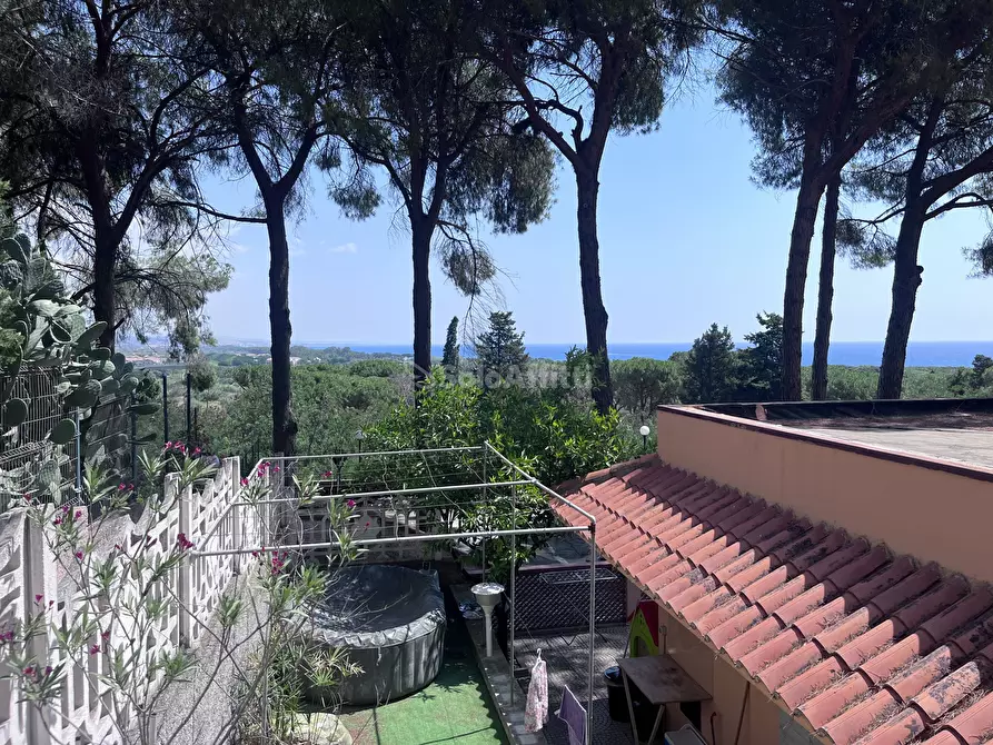 Immagine 2 di Quadrilocale in affitto  a Stalettì