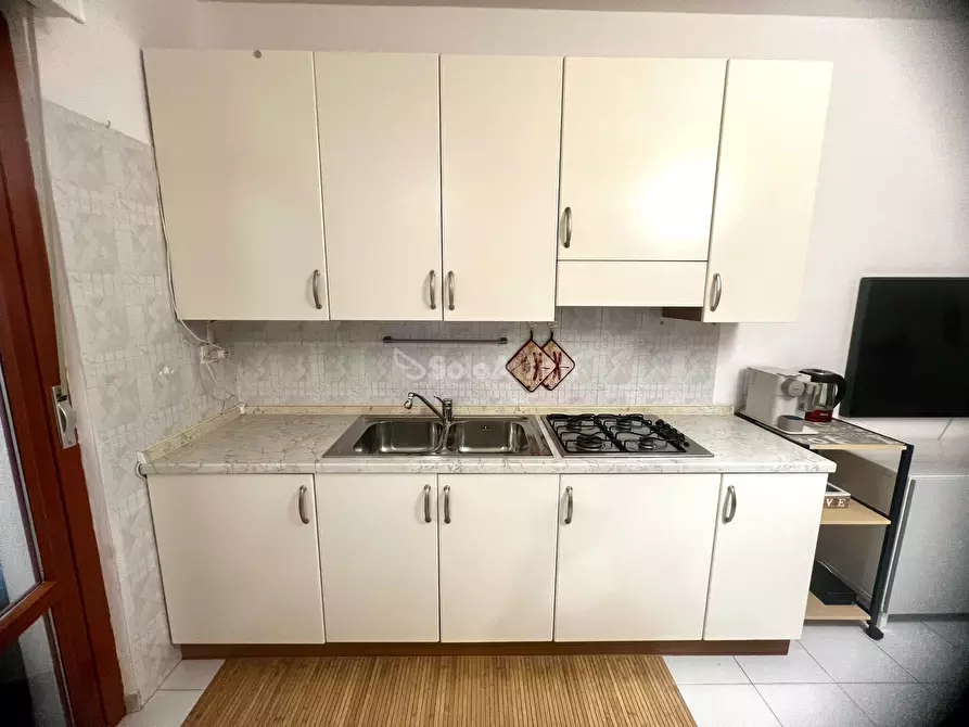 Immagine 4 di Bilocale in affitto  in Via F. Baracca 21 a Alba Adriatica