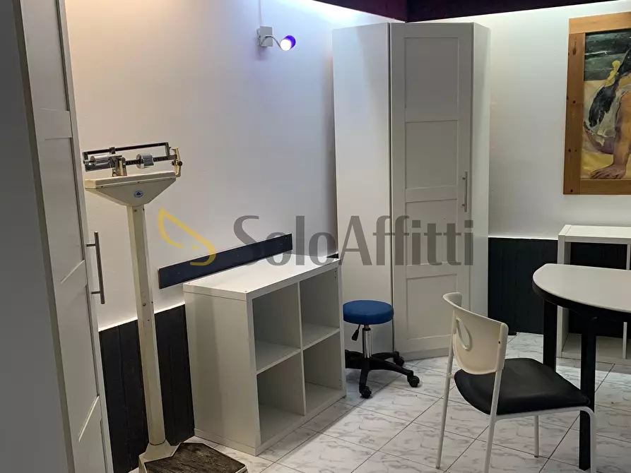 Immagine 24 di Ufficio in affitto  in Via delle Zagare 1 a Catania