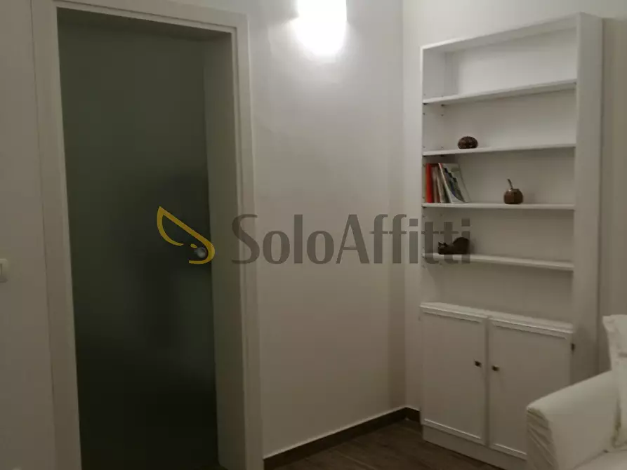 Immagine 18 di Trilocale in affitto  a Catania