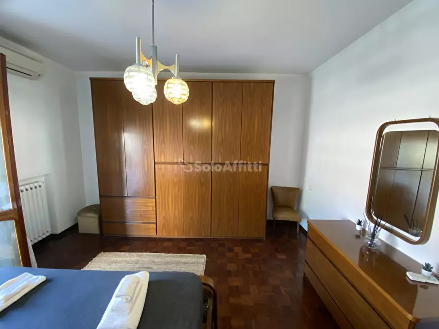 Immagine 21 di Pentalocale in affitto  in Viale Leonardo da Vinci 61a a Rimini