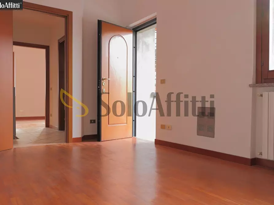 Immagine 12 di Trilocale in affitto  in Via Alessandro Volta 48 a Desio