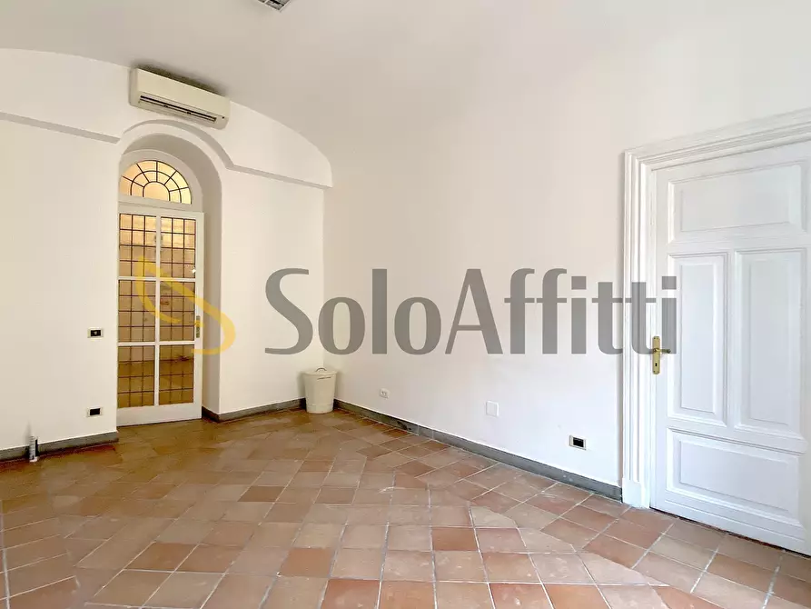 Immagine 17 di Pentalocale in affitto  in Via Fabio Massimo 72 a Roma