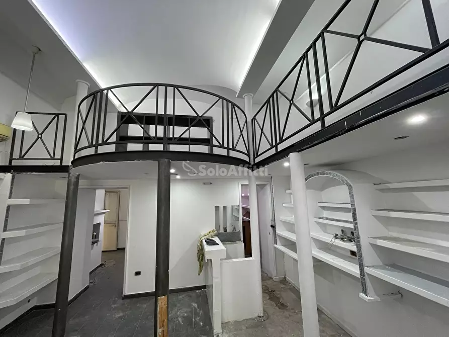 Immagine 5 di Locale commerciale in affitto  in Via Fulvio Renella a Caserta