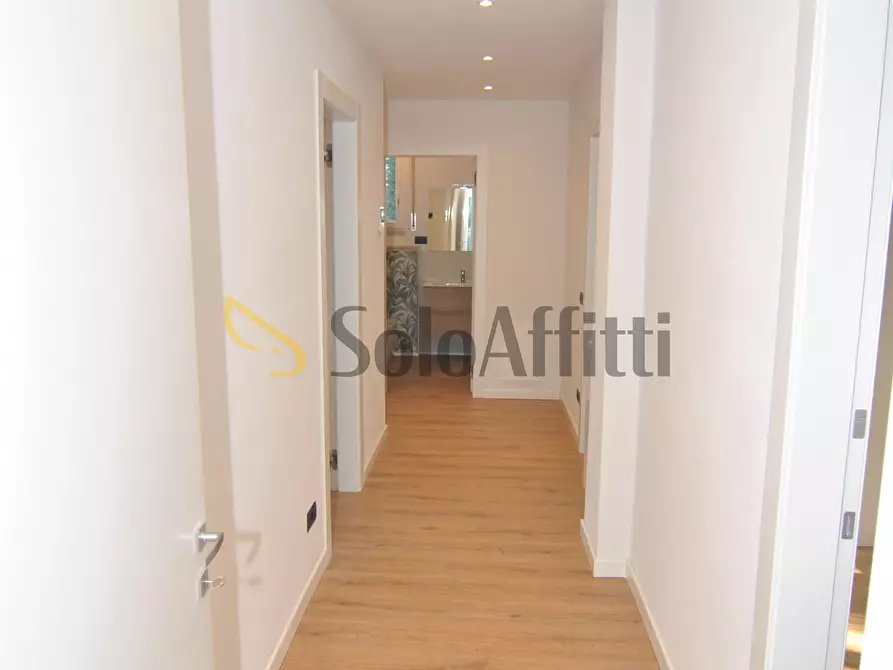 Immagine 16 di Appartamento in affitto  in Piazza delle Carrozze 29 a Livorno