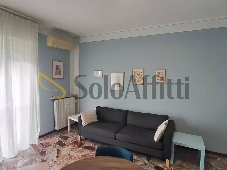 Immagine 2 di Trilocale in affitto  in Via Eredi Farina 1 a Pavia