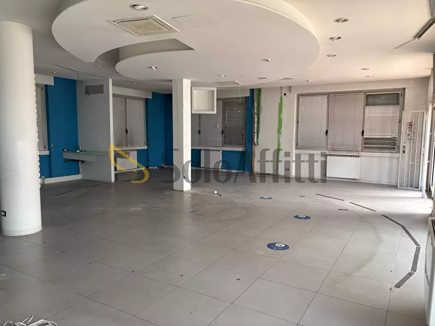Immagine 5 di Locale commerciale in affitto  in Via Contardo Ferrini 42 a Samarate