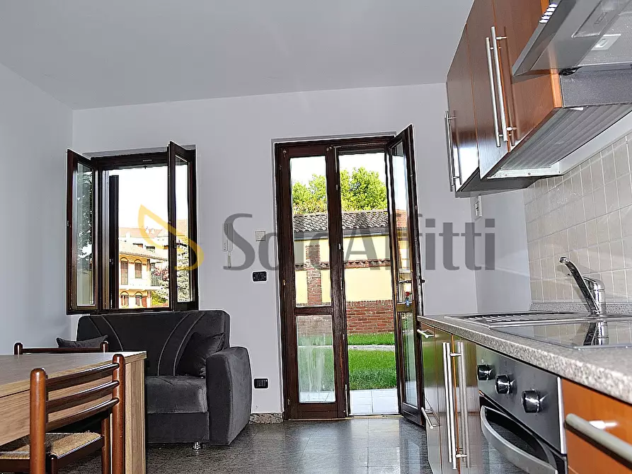 Immagine 3 di Trilocale in affitto  in Via Fornaci 45 a Settimo Torinese