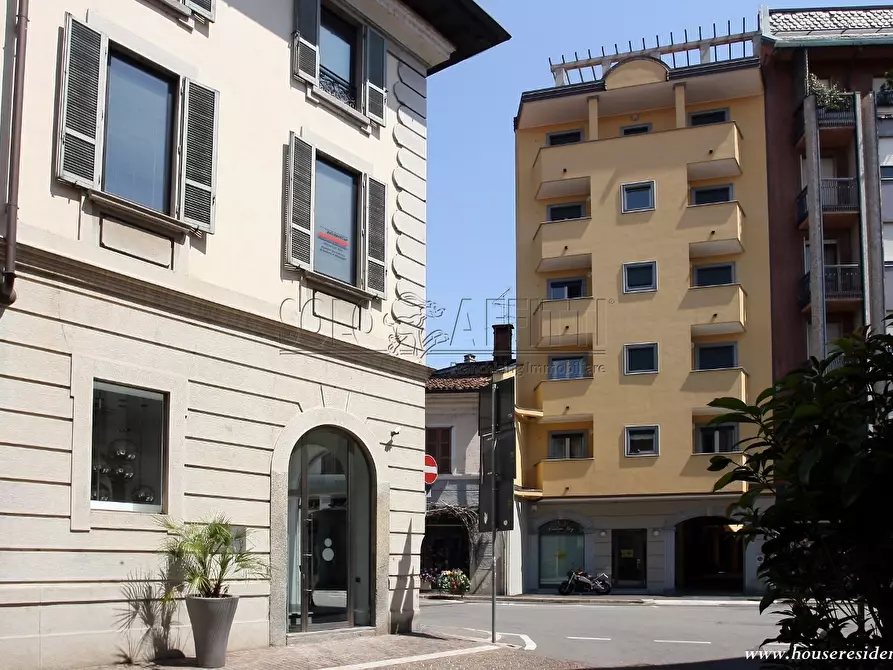 Immagine 16 di Trilocale in affitto  a Gallarate