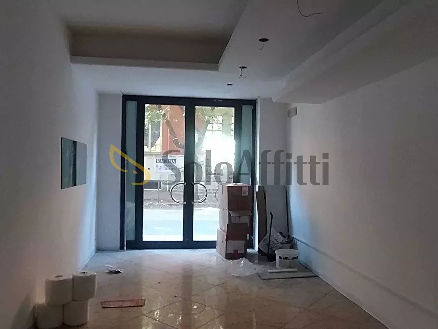 Immagine 2 di Locale commerciale in affitto  in Via I° Maggio 41 a Terni