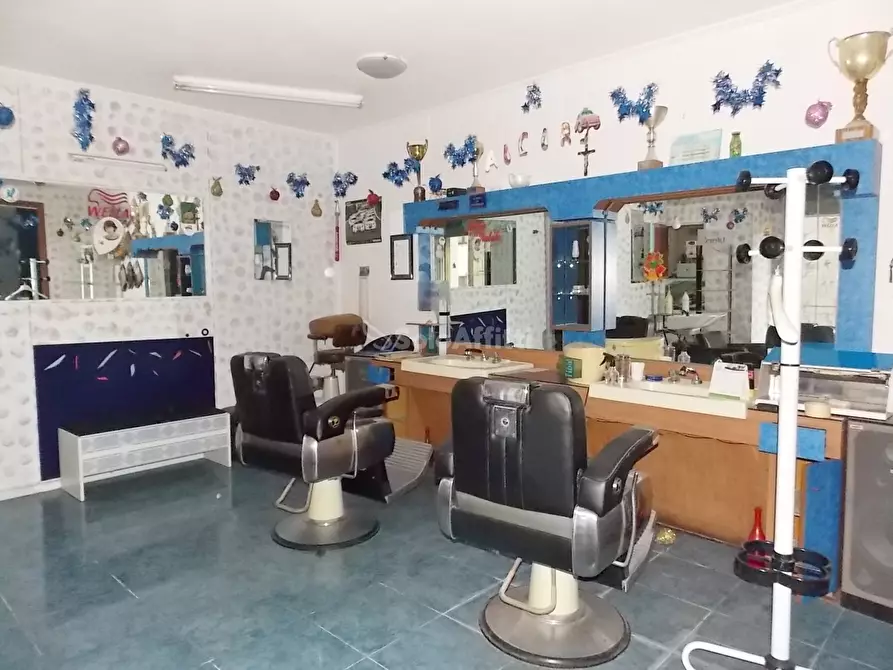 Immagine 2 di Magazzino in affitto  a Catanzaro