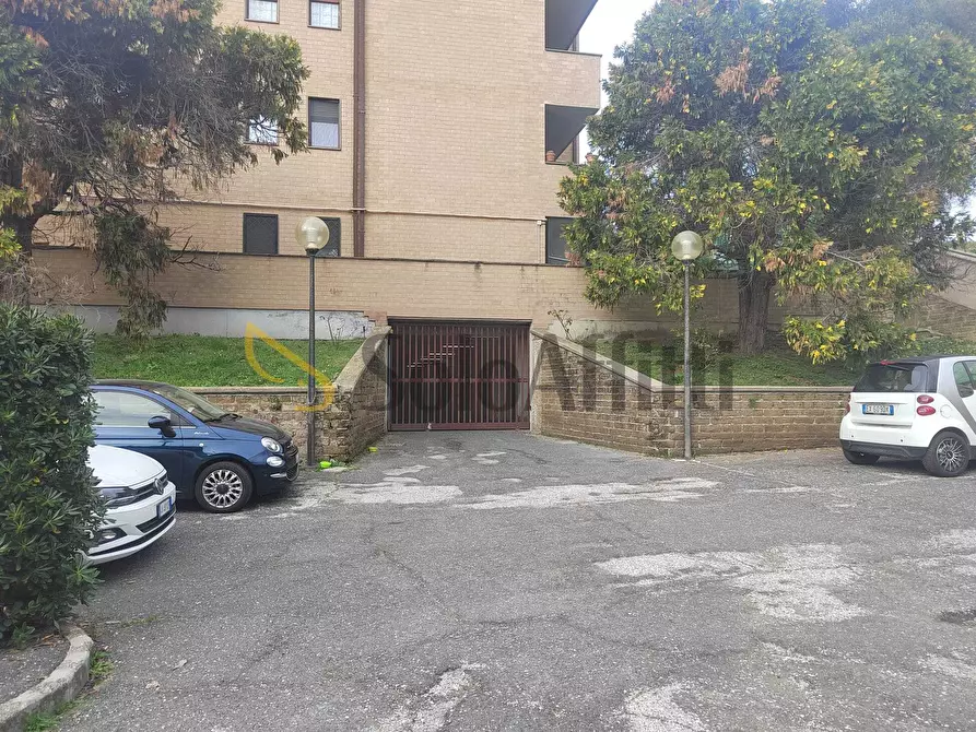 Immagine 23 di Trilocale in affitto  in Via Montefiore a Castelnuovo Di Porto