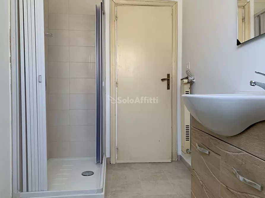 Immagine 11 di Trilocale in affitto  a Catanzaro