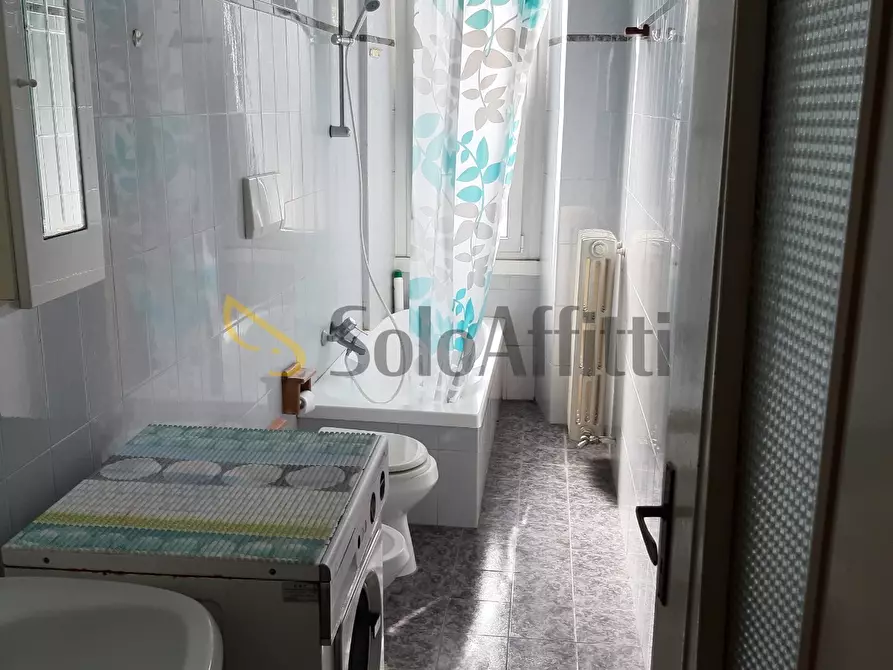Immagine 25 di Trilocale in affitto  in Via Cumiana 44 a Torino