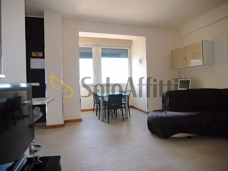 Immagine 10 di Quadrilocale in affitto  a Livorno