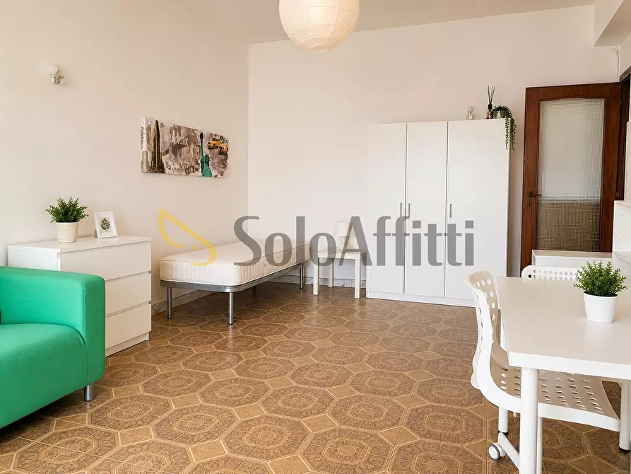 Immagine 7 di Quadrilocale in affitto  a Catanzaro