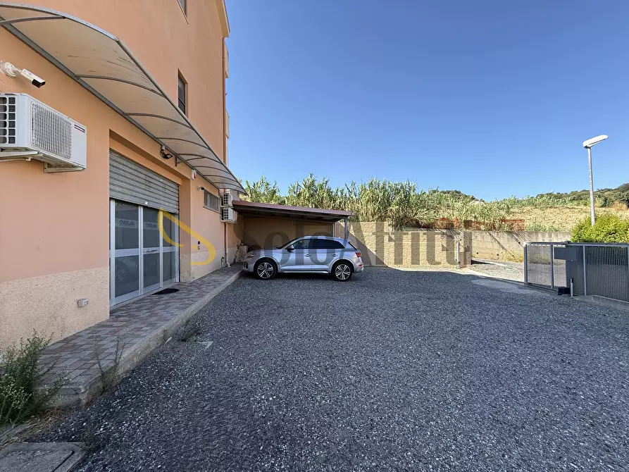 Immagine 11 di Capannone industriale in affitto  in Via Milazzo 34 a Catanzaro