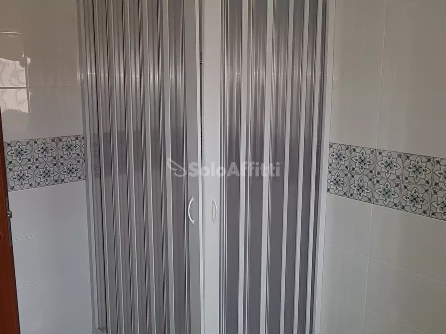 Immagine 16 di Stanza singola in affitto  a Catanzaro