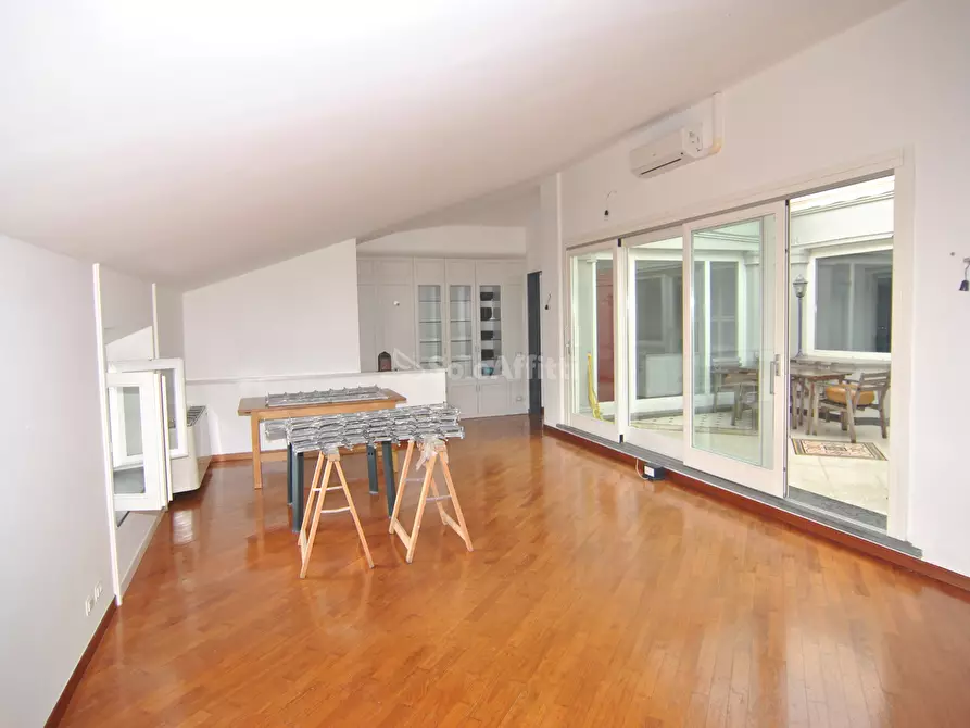 Immagine 4 di Appartamento in affitto  in Viale Italia 104 a Livorno