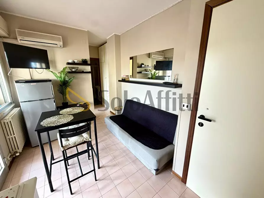 Immagine 4 di Bilocale in affitto  in Via Cavour 85 a Alba Adriatica