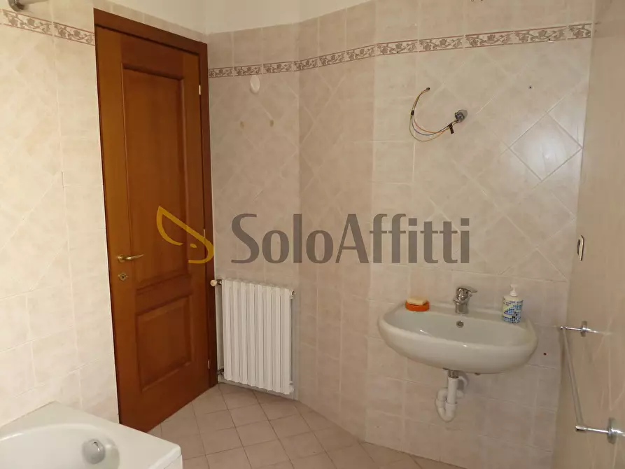 Immagine 21 di Trilocale in affitto  in Corso Orazio Raimondo 153 a San Remo