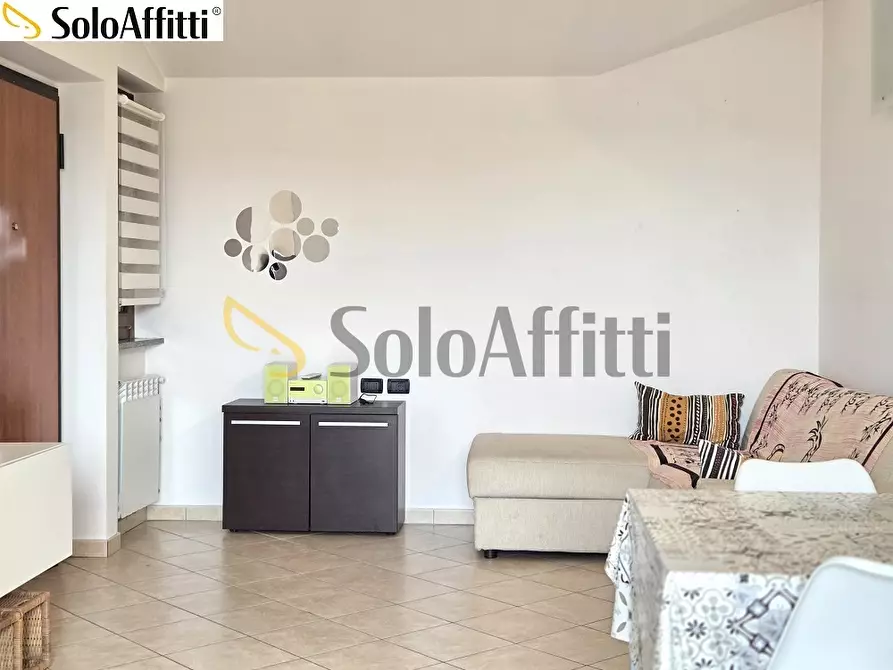 Immagine 4 di Trilocale in affitto  in Via Eugenio Montale 12 a Limbiate