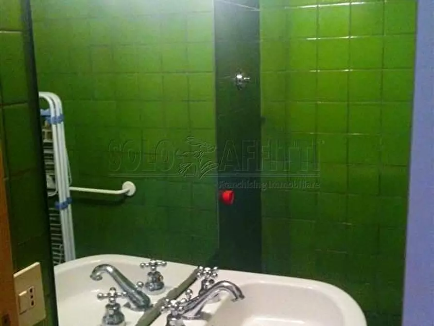 Immagine 5 di Quadrilocale in affitto  a Livorno