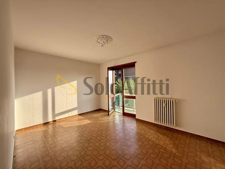 Immagine 76 di Quadrilocale in affitto  in Via Buratto 7 a Ciriè