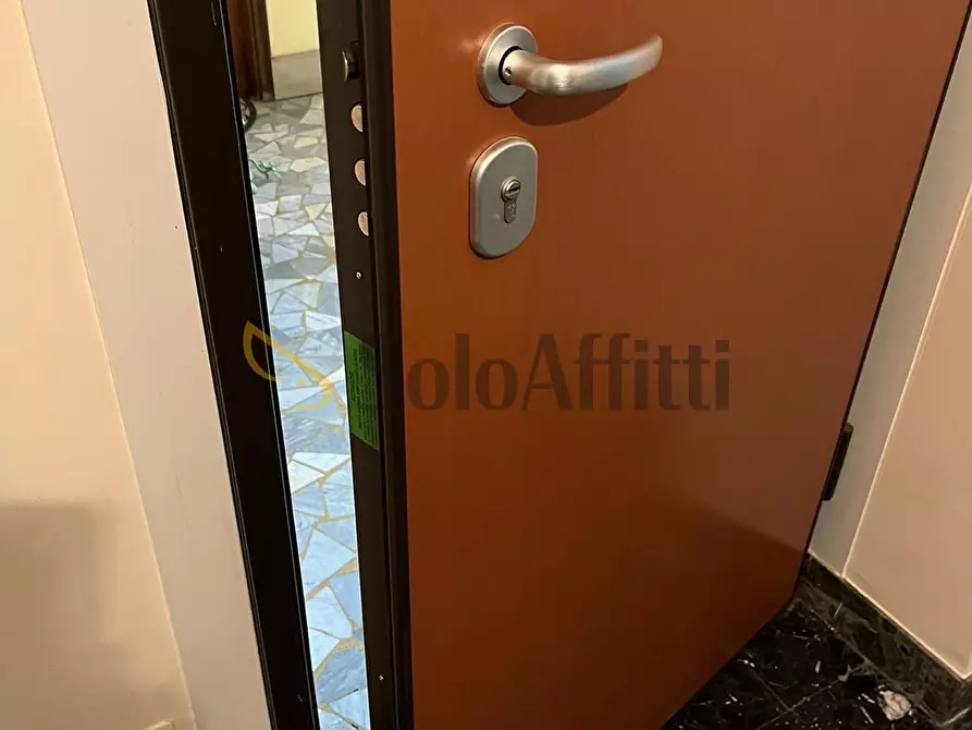 Immagine 41 di Trilocale in affitto  in Via Assisi 34 a Torino
