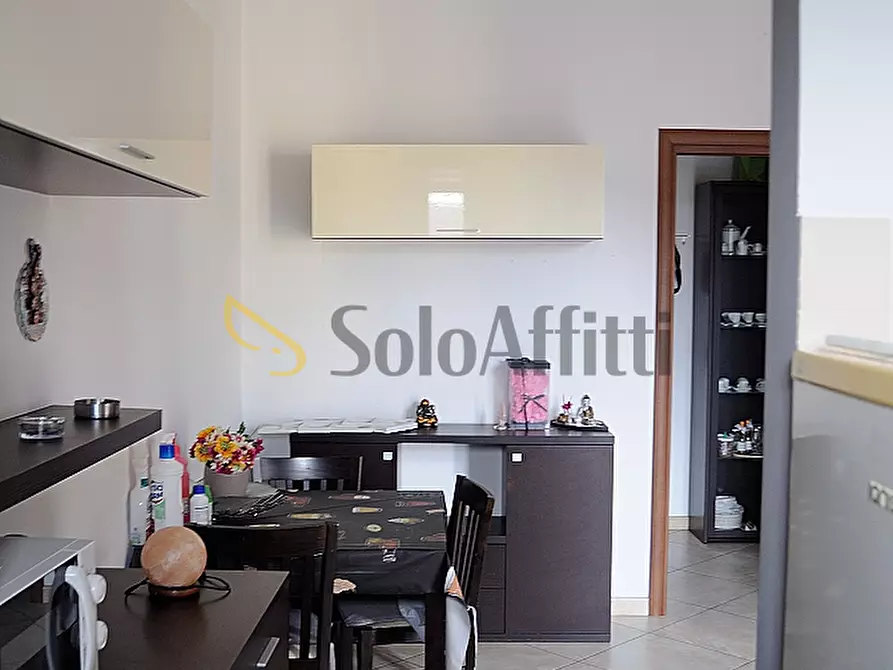 Immagine 2 di Bilocale in affitto  in Via Turati 4 a Settimo Torinese