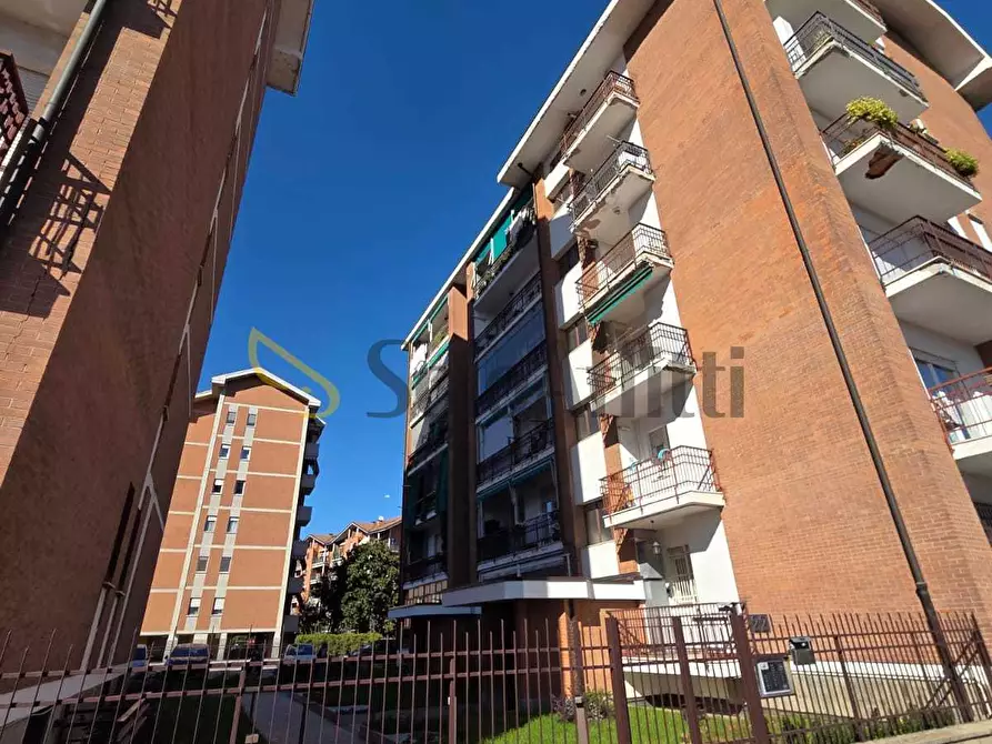 Immagine 3 di Quadrilocale in affitto  in Via Fratelli Fornaca a Torino