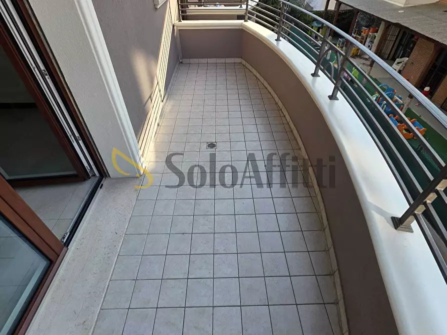 Immagine 9 di Bilocale in affitto  in Via Monte Titano a Rimini