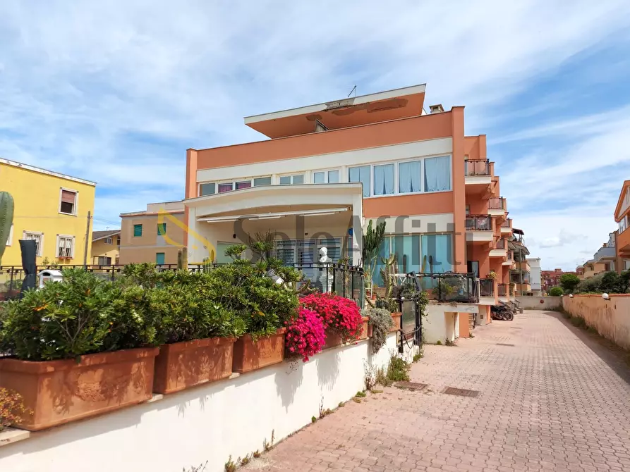 Immagine 1 di Villetta a schiera in affitto  in Lungomare della Salute a Fiumicino