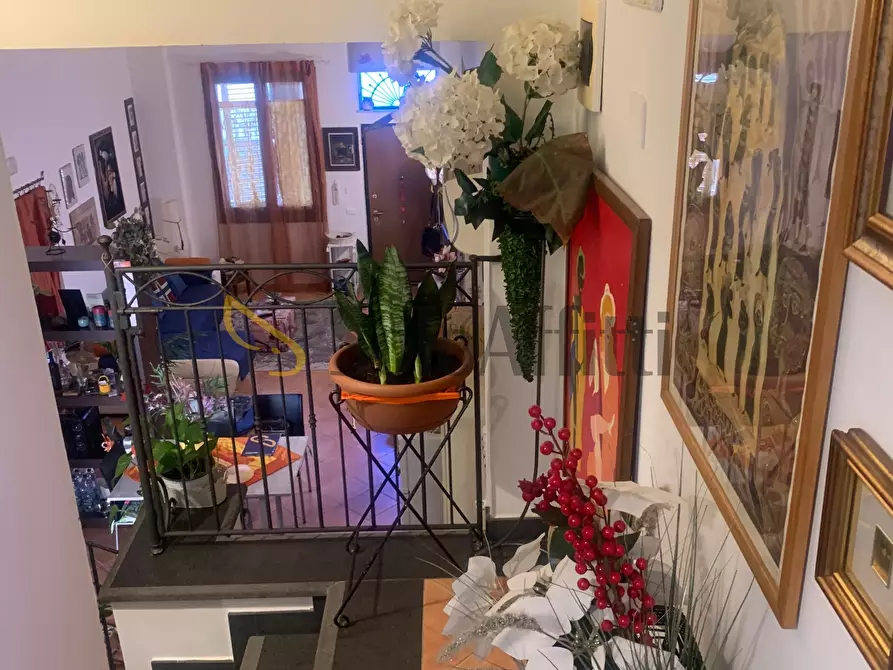 Immagine 30 di Quadrilocale in affitto  in Via Duca di Massa 10 a Aci Castello