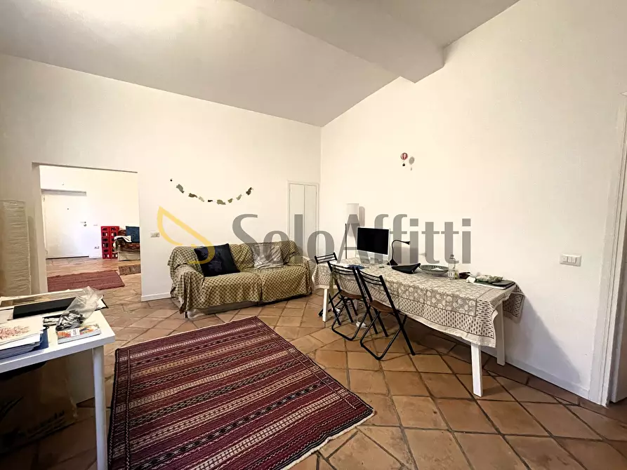 Immagine 25 di Quadrilocale in affitto  in via della Panetteria 45 a Roma