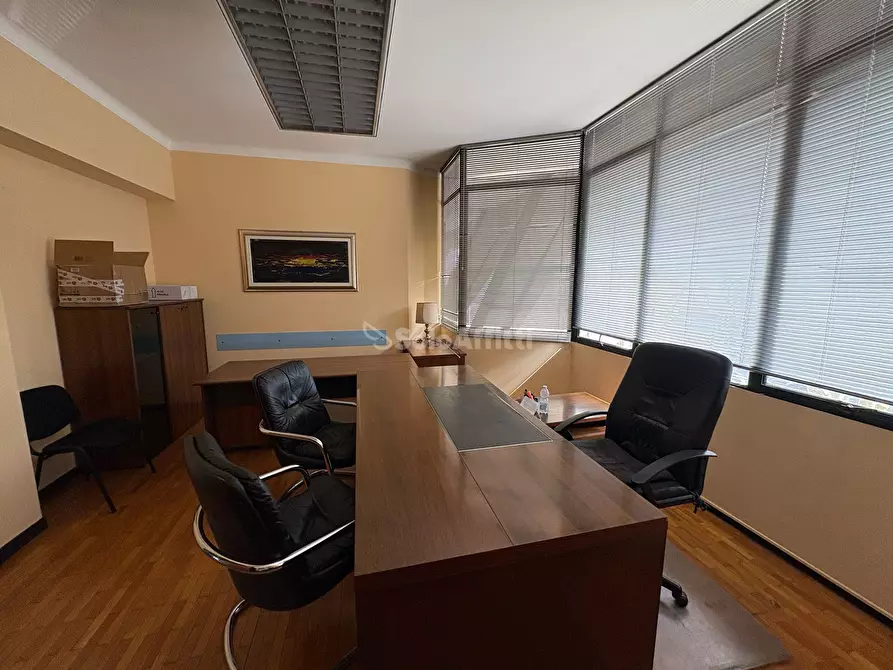 Immagine 4 di Ufficio in affitto  in Corso Francia a Torino