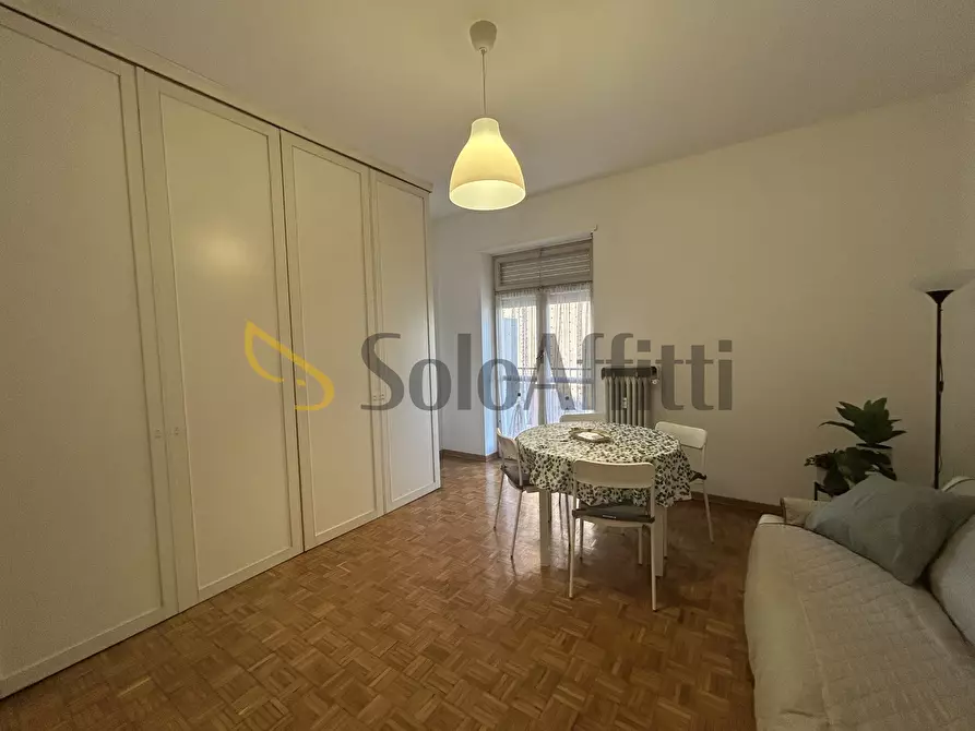 Immagine 6 di Quadrilocale in affitto  in Via Filadelfia 50 a Torino