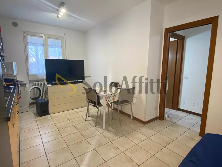 Immagine 4 di Bilocale in affitto  in Via Tavoleto 57 a San Clemente