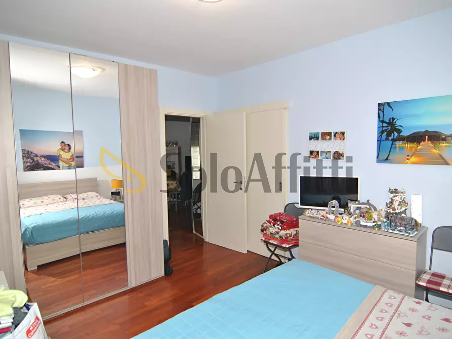 Immagine 11 di Bilocale in affitto  a Livorno