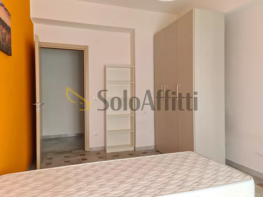 Immagine 12 di Stanza singola in affitto  a Catanzaro