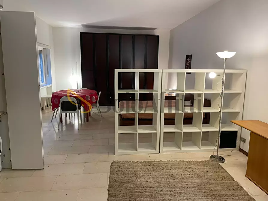 Immagine 3 di Bilocale in affitto  in Via Mercantini a Torino