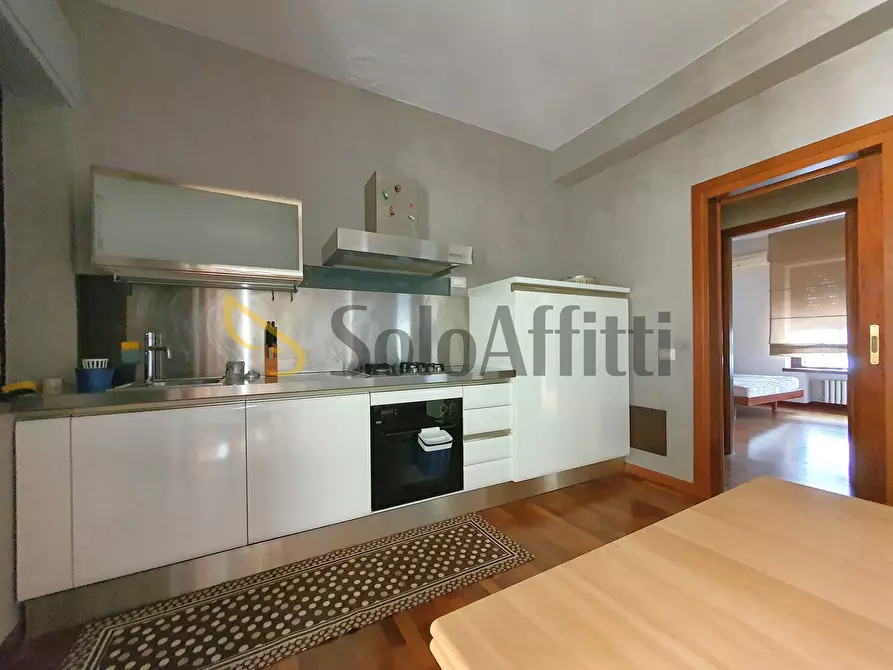 Immagine 10 di Quadrilocale in affitto  a Catanzaro